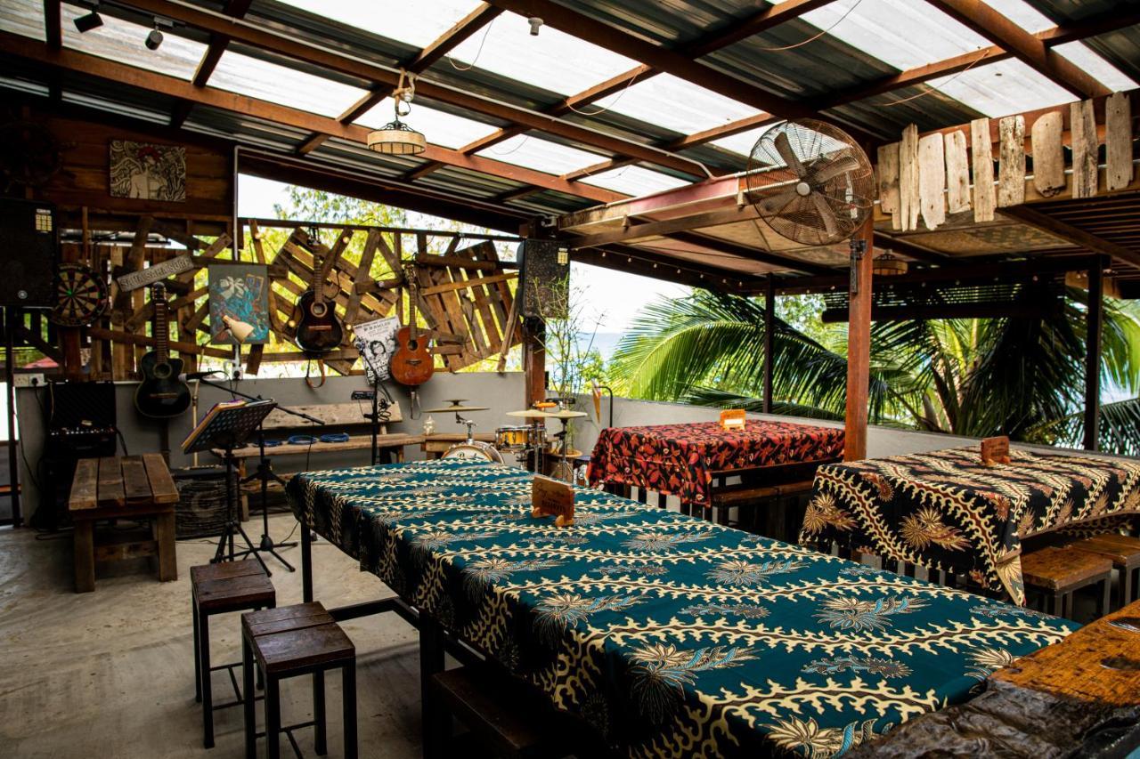 Tioman Cabana Bed & Breakfast Kampong Ayer Batang Buitenkant foto
