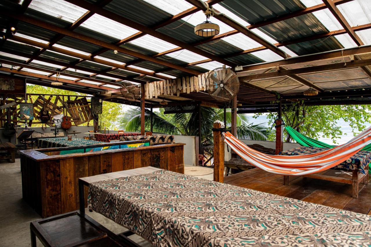 Tioman Cabana Bed & Breakfast Kampong Ayer Batang Buitenkant foto