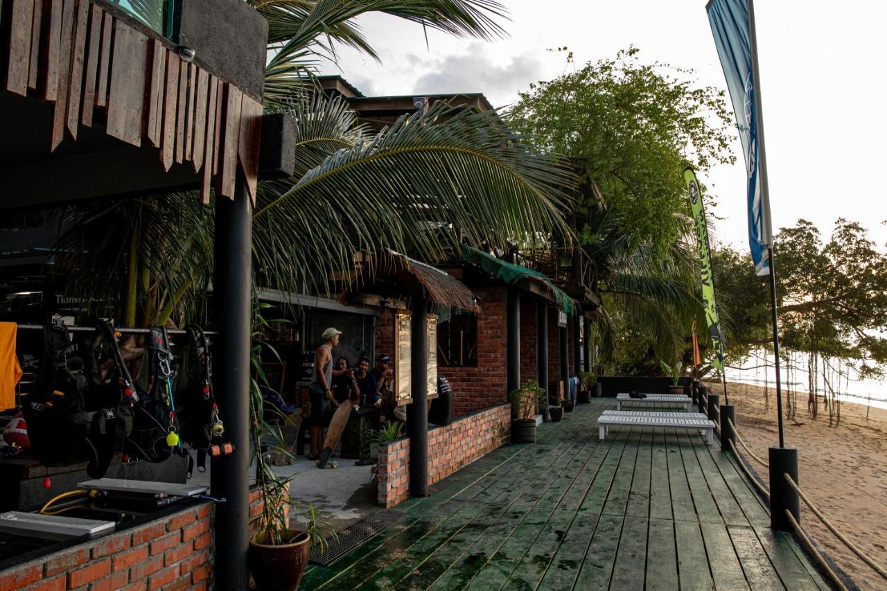 Tioman Cabana Bed & Breakfast Kampong Ayer Batang Buitenkant foto